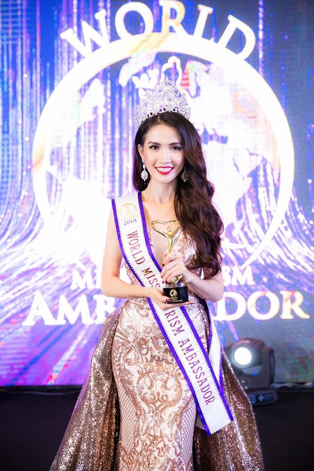 Hoa hậu Việt đăng quang năm 2018: Người phủ sóng truyền thông, kẻ lặn mất tăm khỏi showbiz-17