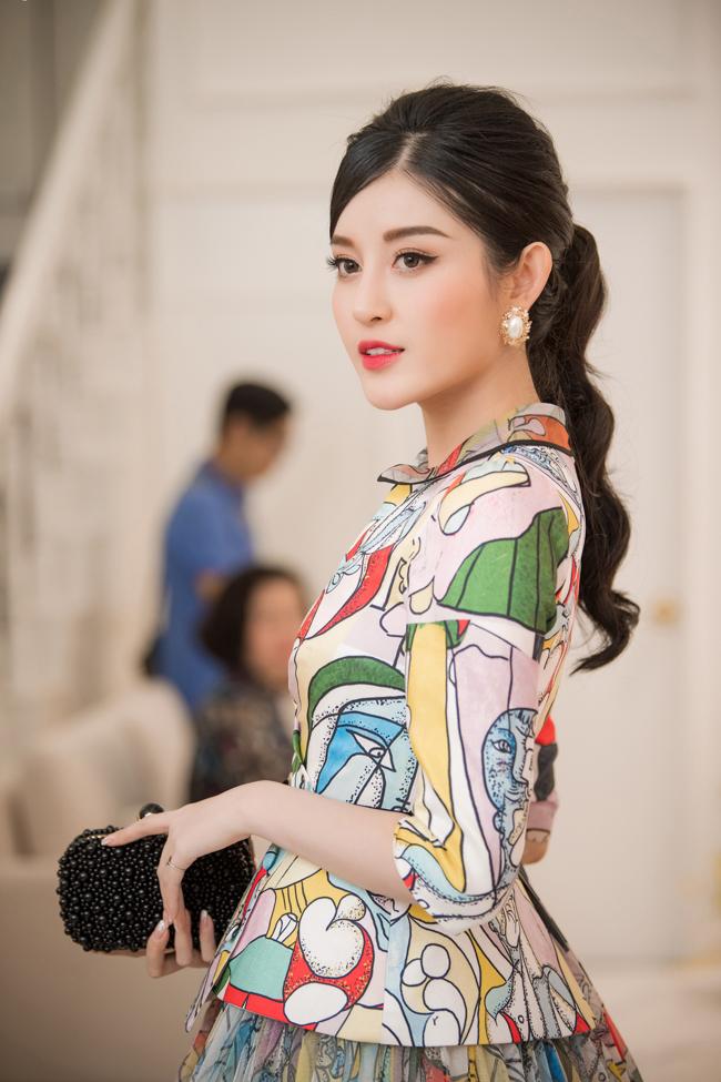 Hoa hậu Thùy Lâm lần nào xuất hiện cũng gây thương nhớ-7