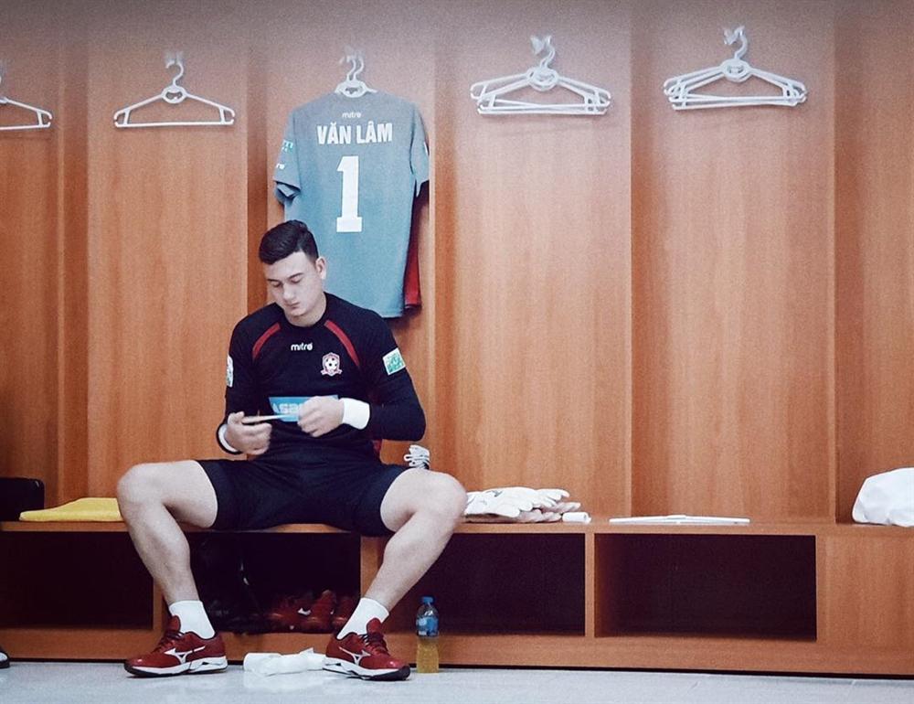 4 anh chàng lai Việt - Nga đẹp trai, cao ráo được ví như cực phẩm-6