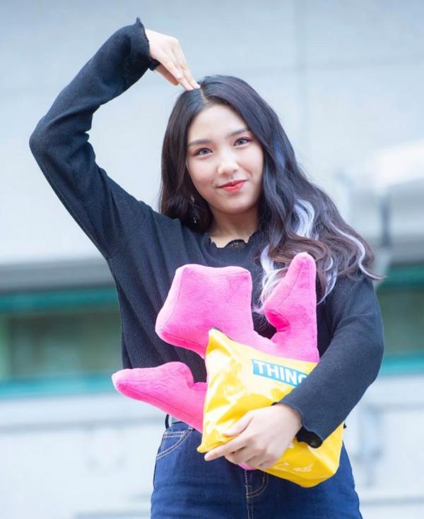 Mất đi Hyuna, nữ thần tượng nào sẽ được Cube chọn làm người kế thừa?-9