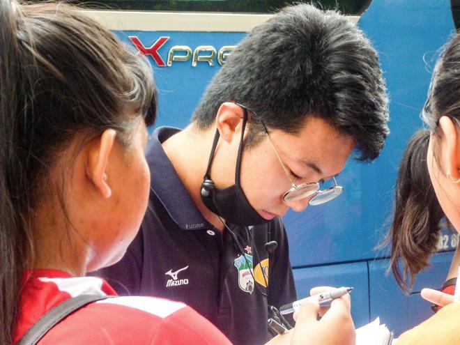 Hé lộ nhân vật vừa quyền lực vừa tài hoa trong CLB Hoàng Anh Gia Lai khiến Xuân Trường cũng phải ghen tị-4