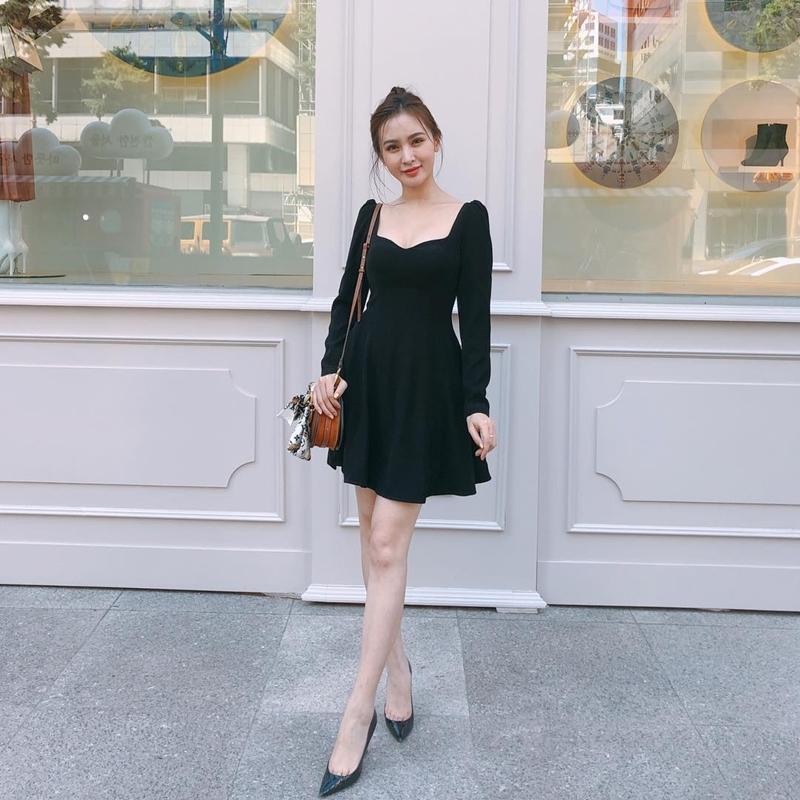 Dàn hot-face Việt chẳng hẹn mà gặp cùng lăng-xê mốt suit ngày gió về: Người phá cách - nàng gợi cảm-4