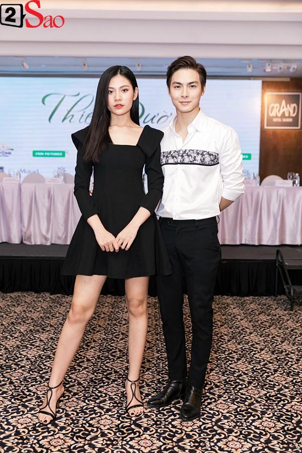 Lý Nhã Kỳ bật mí mỹ nam Giày thủy tinh thích mắm tôm, mắm nêm của Việt Nam-10