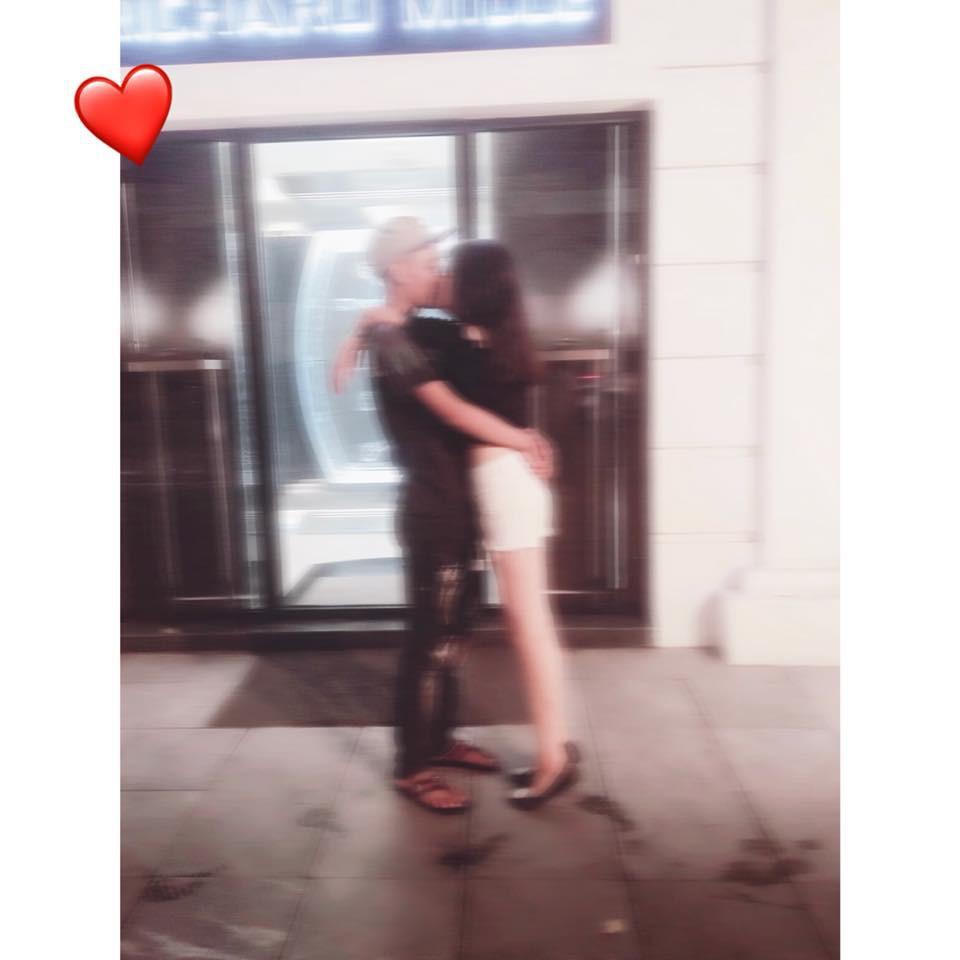 Sớ yêu kỷ niệm 24 ngày của cặp đôi 2002 - 2004 gây sốt mạng xã hội vì quá hack não-2