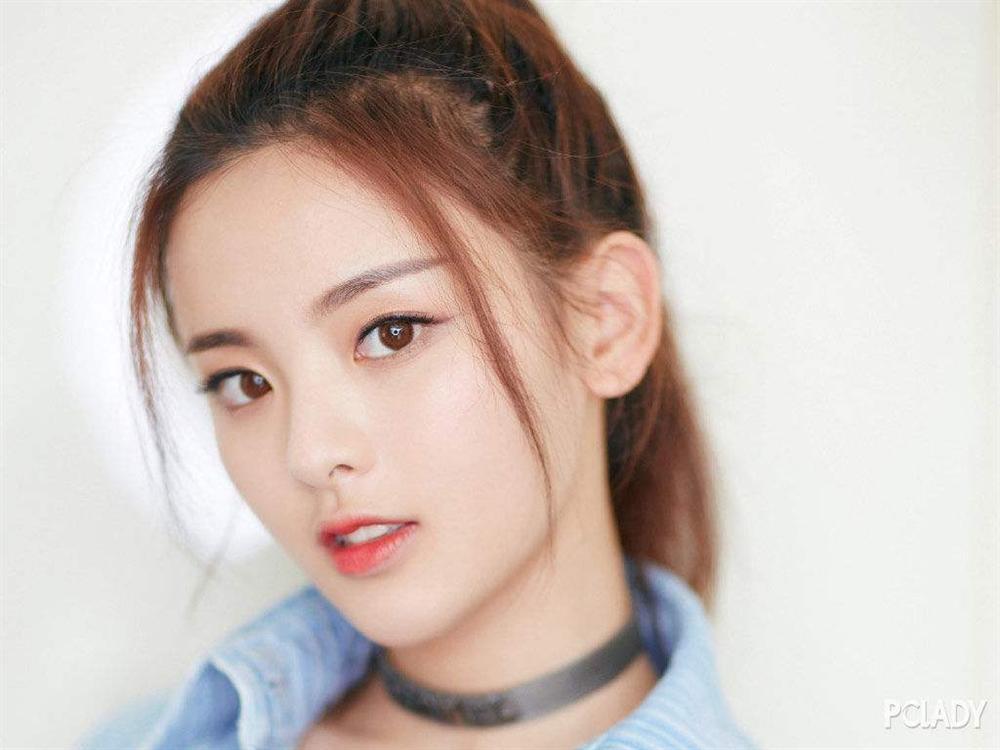 Mỹ nhân đình đám Hoa ngữ Dương Siêu Việt: Nghịch lý showbiz khi bất tài lại được tung hô-2