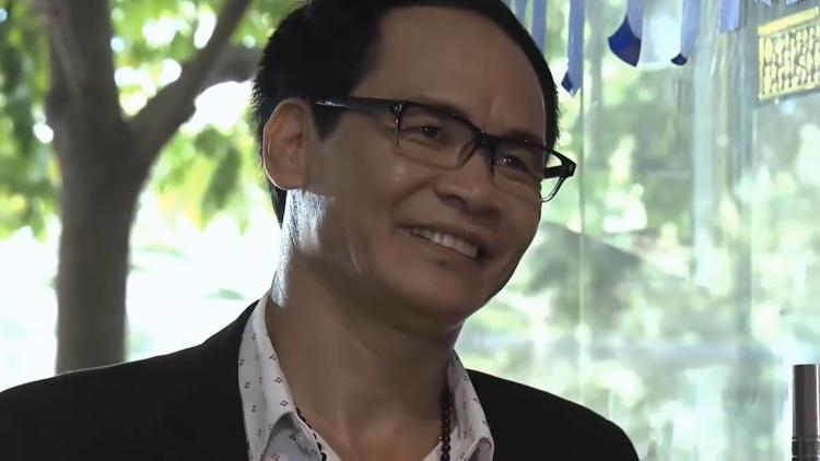 Vừa thoát kiếp làm gái, Quỳnh Búp Bê lại bị trai già gạ cưới-1