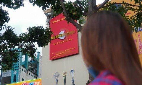 Đòi nợ thuê: Kinh hãi đi xin việc không cần bằng cấp, chỉ cần máu là đủ-2