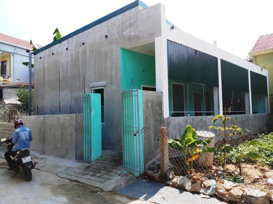 Rùng mình phát hiện bé trai sơ sinh chết dưới bồn cầu xóm trọ-1