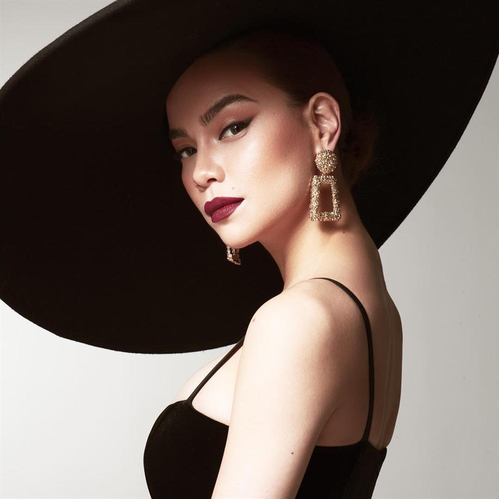 SAO MAKE OVER: Mai Ngô trang điểm như quên đánh son - Việt Hương make up trẻ ra đến chục tuổi-8