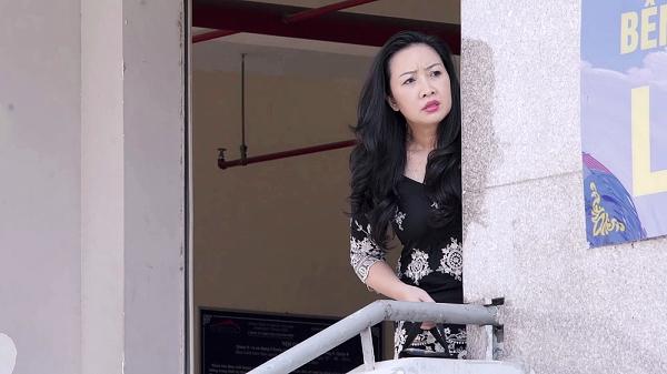 Gạo nếp gạo tẻ tập 68: Bước đường cùng của kẻ phản bội, Công quỳ gối xin Hương cưu mang mẹ và em gái-2