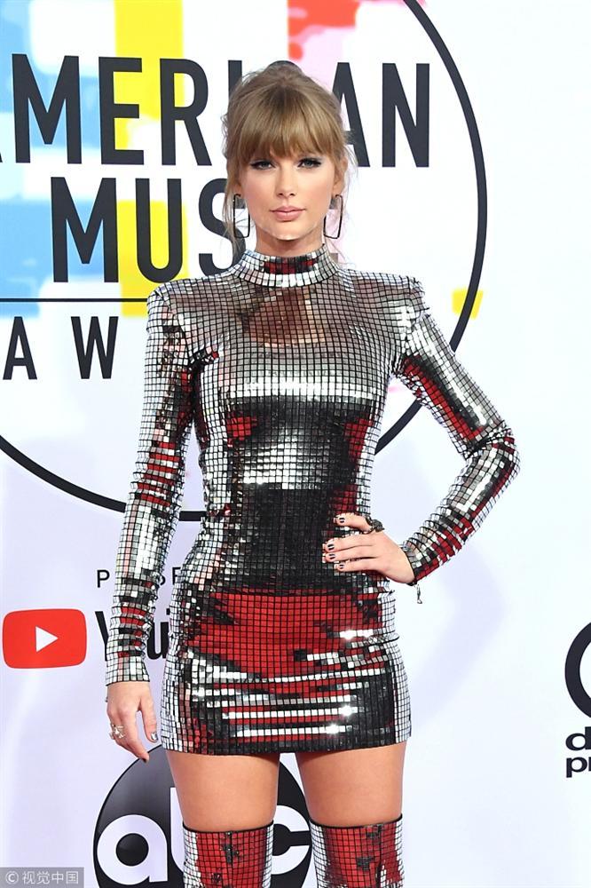 Thảm đỏ American Music Awards: Taylor Swift khoe body không chút mỡ thừa - Tiffany sến sẩm bất ngờ-2