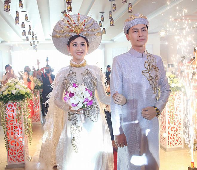 1 năm sau đám cưới, Lâm Khánh Chi tiết lộ chuyện đãi tiệc bị lỗ: 650 người đi chỉ có 350 phong bì-2