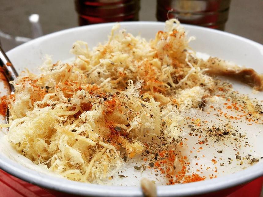 Chiều mưa lạnh, còn gì tuyệt vời hơn rủ bạn thân đi ăn những món này-1