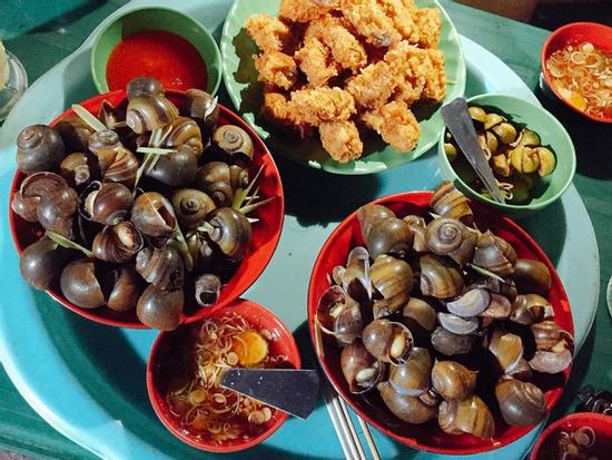 Chiều mưa lạnh, còn gì tuyệt vời hơn rủ bạn thân đi ăn những món này