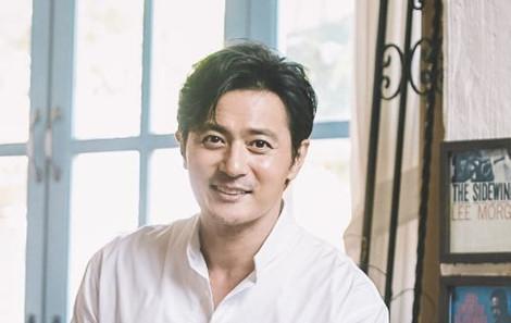 Tướng người đàn ông tài ba, hết lòng yêu thương vợ con-1