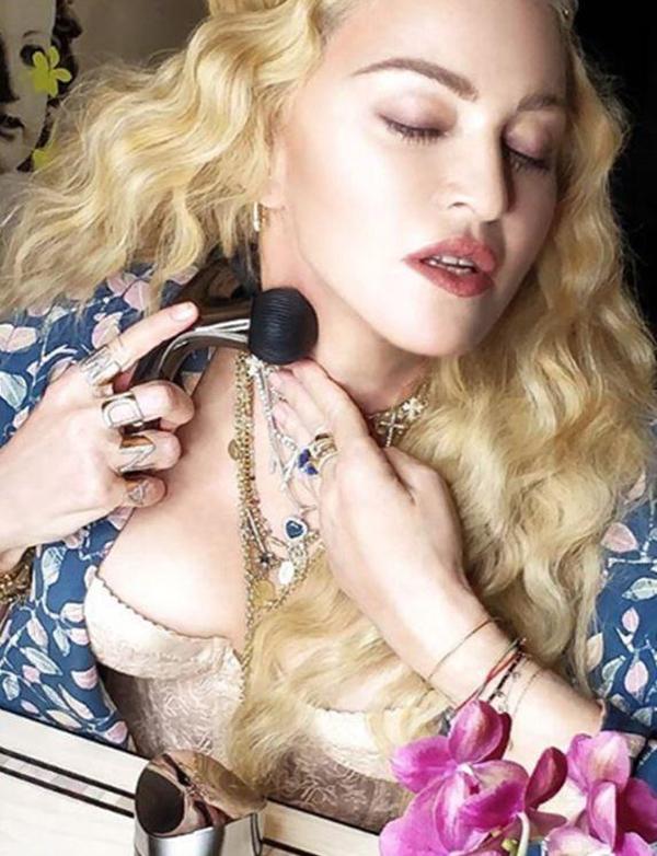 Sản phẩm Madonna dùng để chống lão hoá da bị hiểu lầm là đồ chơi tình dục-1