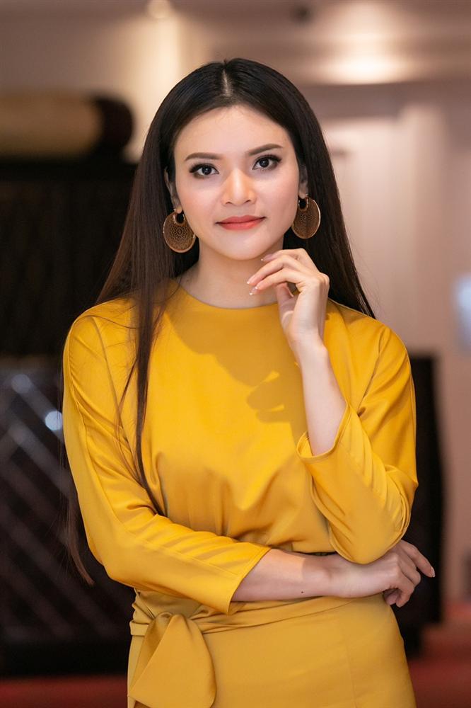 Phạm Phương Thảo chắt chiu từng đồng làm liveshow, sợ không còn manh áo để mặc-1