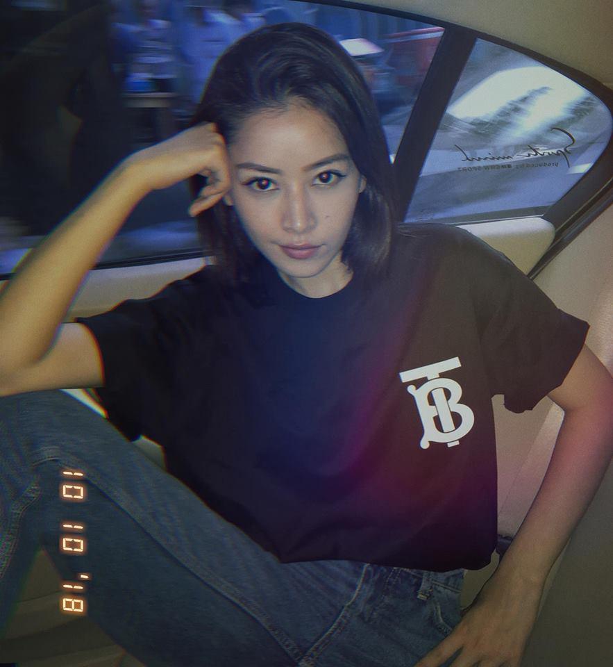 Phương Ly chém tiếng Hàn như gió cùng trai lạ-1