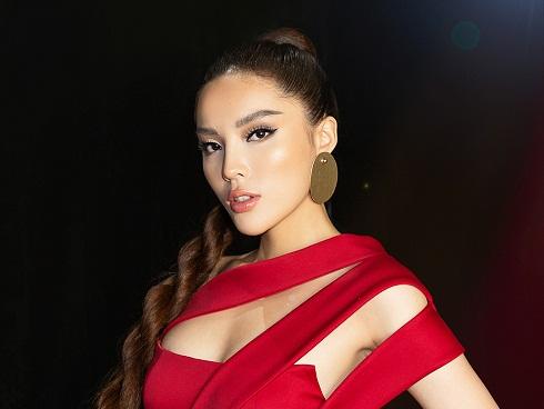 Bị dân mạng soi viết sai chính tả, Kỳ Duyên vừa phủ nhận vừa giải thích 'ra ngô ra khoai'