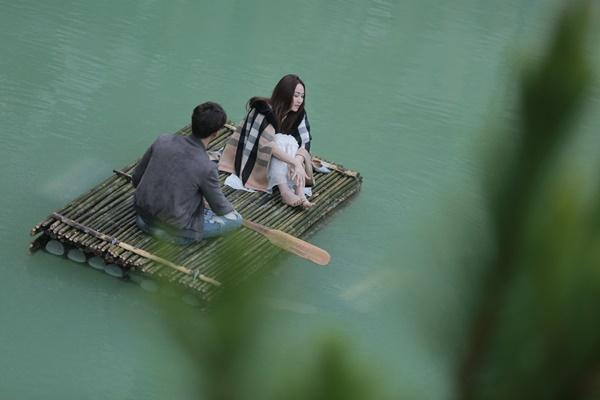 Ngân Khánh và Song Luân hẹn hò lãng mạn ở Tuyệt Tình Cốc đẹp như mơ-1