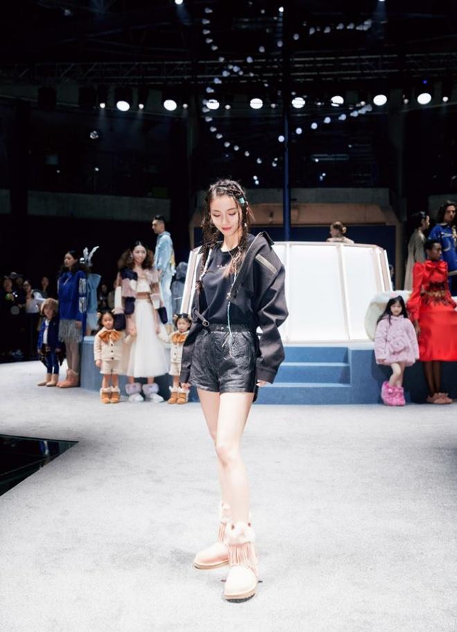 Chuyển hướng hip-hop cá tính, Angela Baby vẫn đẹp hết phần thiên hạ-1