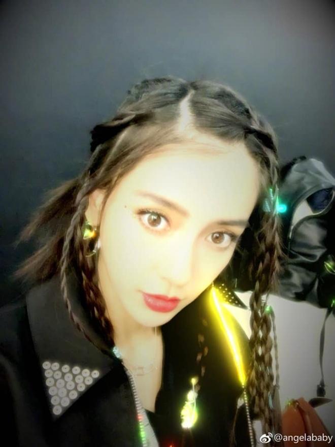 Chuyển hướng hip-hop cá tính, Angela Baby vẫn đẹp hết phần thiên hạ-4