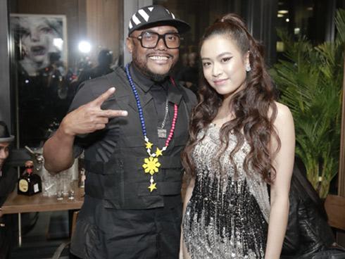 Hoàng Thùy Linh hội ngộ Apl.de.ap trong đêm nhạc đẳng cấp