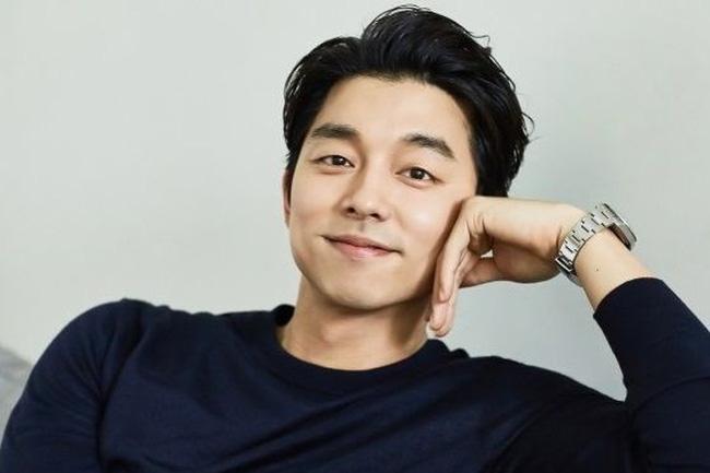 Mợ chảnh Jeon Ji Hyun dù đẹp rạng ngời vẫn mất điểm vì đôi chân gân guốc-7