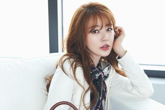 Mợ chảnh Jeon Ji Hyun dù đẹp rạng ngời vẫn mất điểm vì đôi chân gân guốc-9