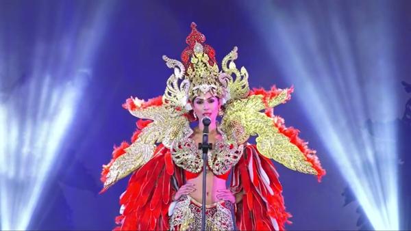 Bùi Phương Nga tỏa sáng với màn trình diễn quốc phục Ngũ Phụng Tề Phi tại Miss Grand International 2018-16