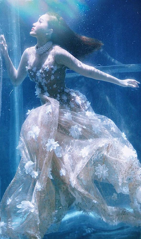 Đập tan nghi án giải nghệ, Bảo Thy đánh úp với loạt hình ảnh gợi cảm quyến rũ-4