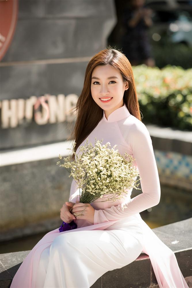 Không dành tình yêu cho chàng trai kém cỏi, Đỗ Mỹ Linh phát ngôn vượt mặt đàn chị đứng số 1 showbiz tuần qua-2