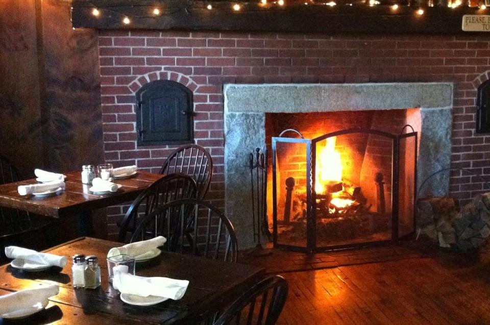 6 quán bar ở Mỹ nổi tiếng hút khách vì những hồn ma vất vưởng-4