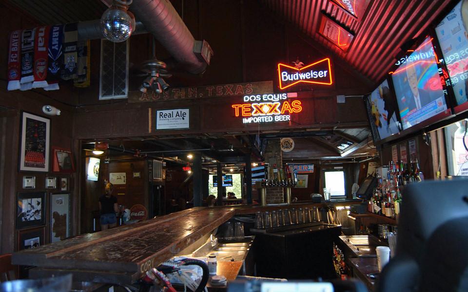 6 quán bar ở Mỹ nổi tiếng hút khách vì những hồn ma vất vưởng-7