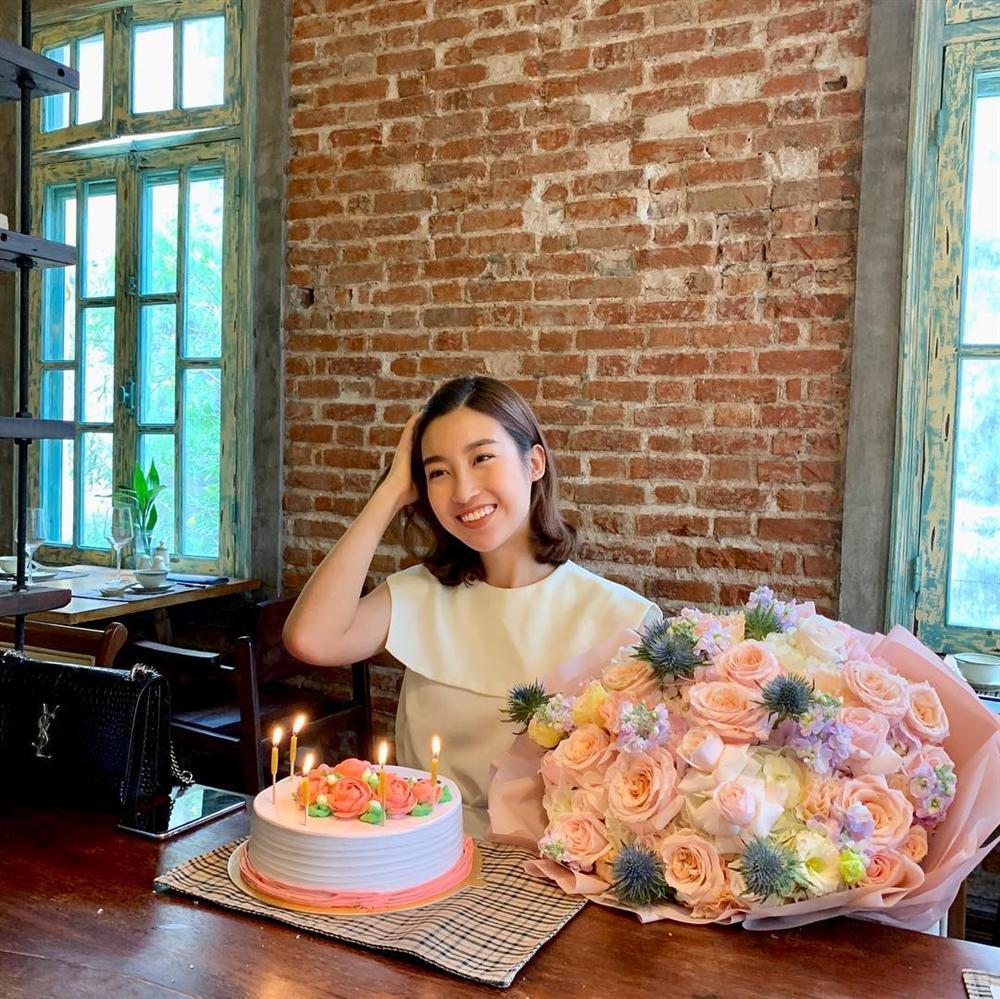 Hoa hậu Mỹ Linh cảm ơn bạn yêu Kỳ Duyên đã tổ chức sinh nhật cho cô-2