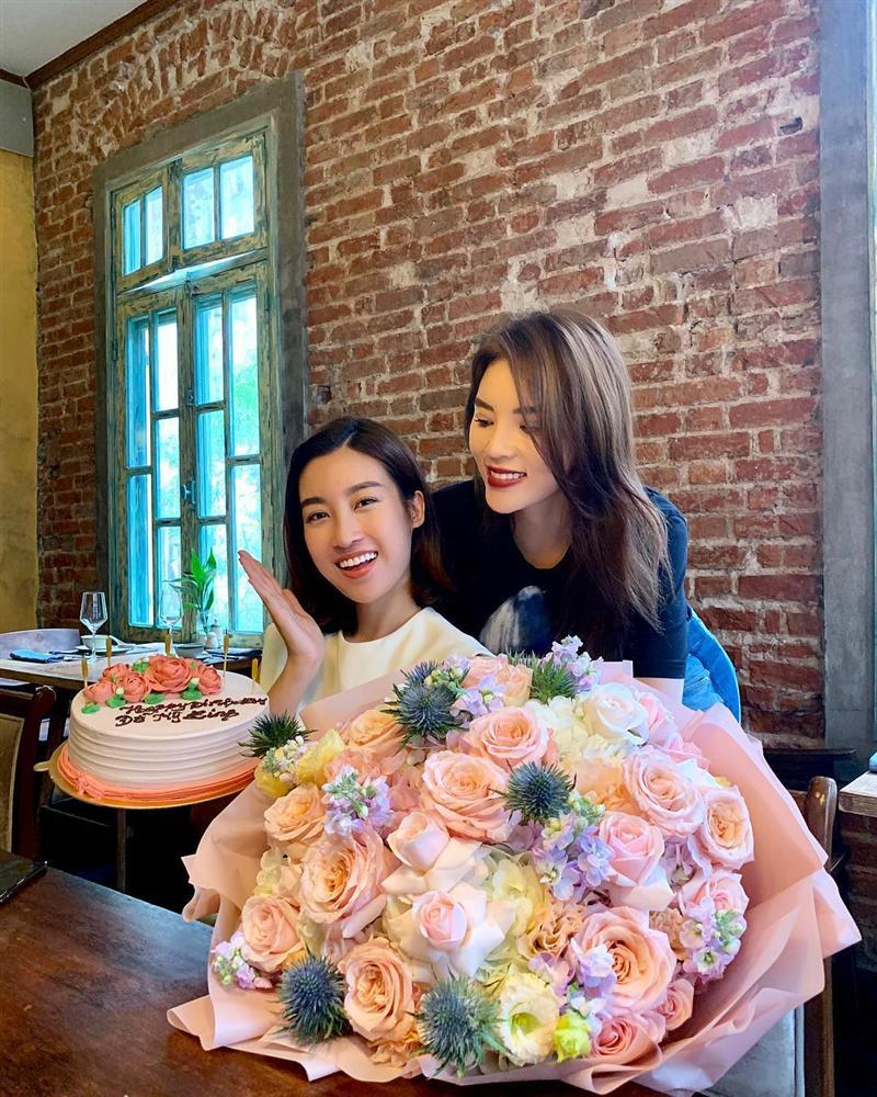 Hoa hậu Mỹ Linh cảm ơn bạn yêu Kỳ Duyên đã tổ chức sinh nhật cho cô-1