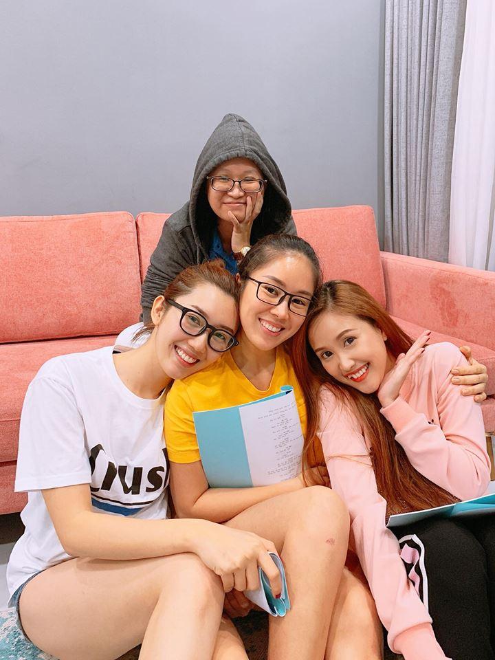 Hoa hậu Mỹ Linh cảm ơn bạn yêu Kỳ Duyên đã tổ chức sinh nhật cho cô-7