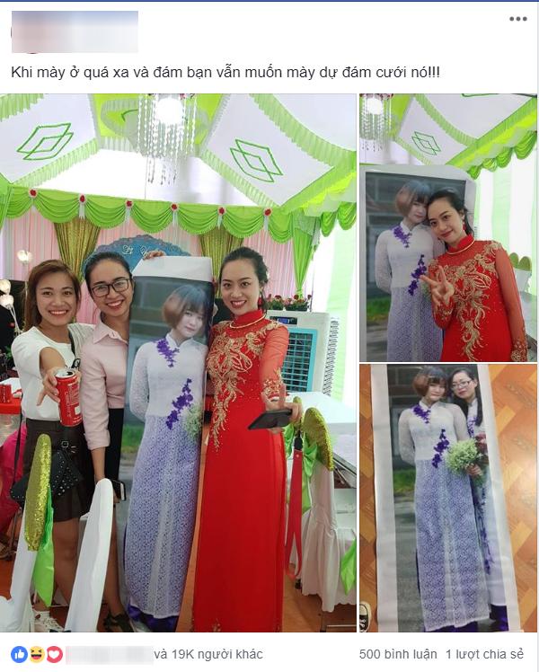 Hội bạn thân lầy lội quyết tâm in ảnh người vắng mặt để đem đến đám cưới chụp ảnh với cô dâu khiến cư dân mạng thích thú-1
