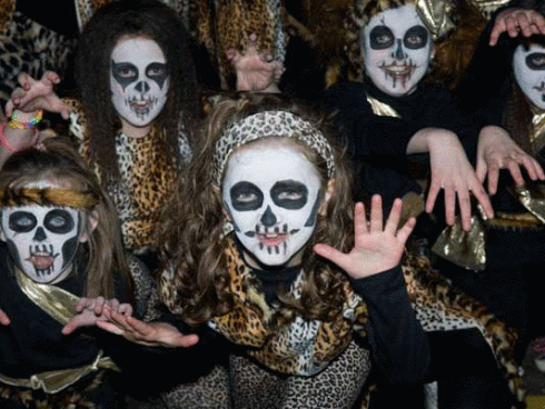 Lễ hội ma quái ở các nước trên thế giới khác nhau thế nào?-9