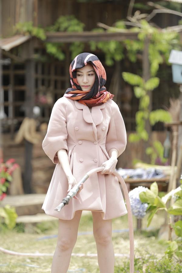 Ngân Khánh xứng danh Jun Ji Hyun Việt Nam với loạt đồ hiệu xa xỉ lên đến hàng tỷ đồng-7