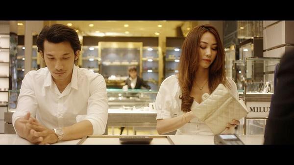 Ngân Khánh xứng danh Jun Ji Hyun Việt Nam với loạt đồ hiệu xa xỉ lên đến hàng tỷ đồng-17