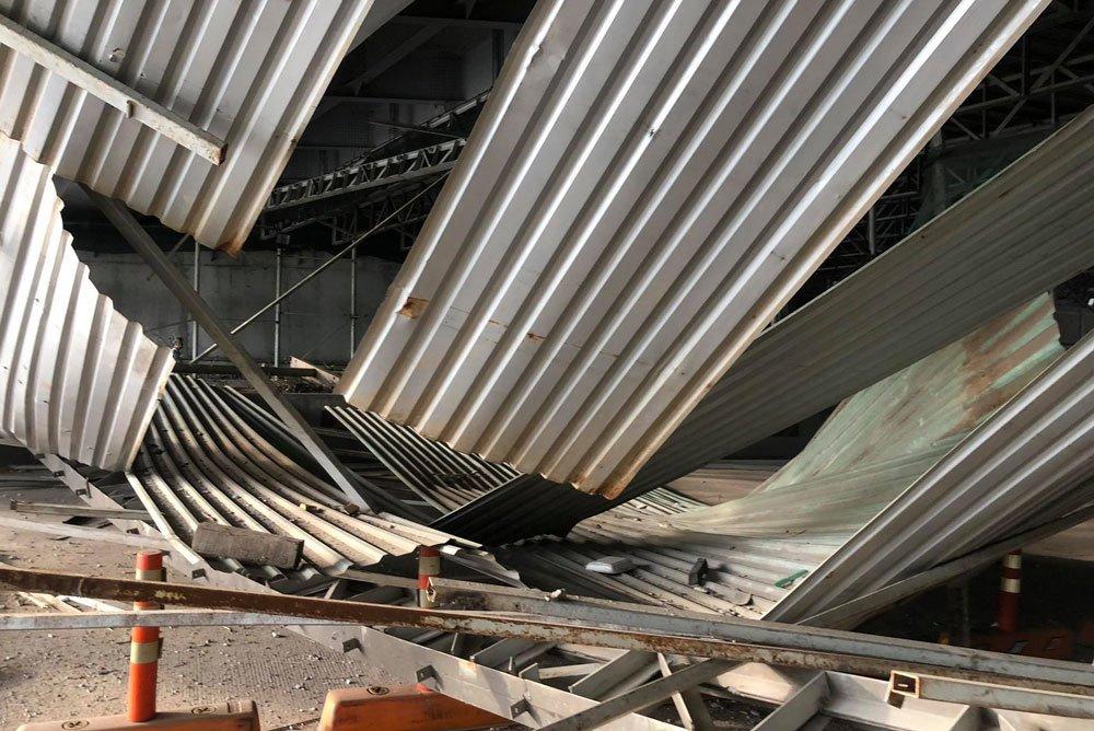 Sập giàn giáo gần nóc hầm Thủ Thiêm, giao thông tê liệt-1