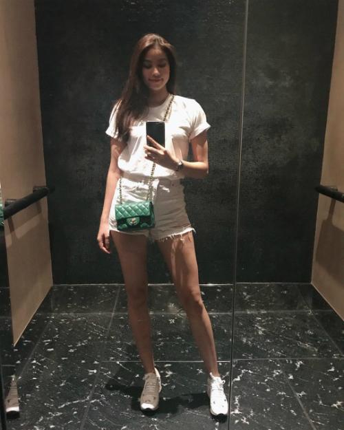 Chỉ vì mỗi chuyện bầu bí, Phạm Hương khiến cả showbiz Việt luẩn quẩn không biết đâu mà lần-5