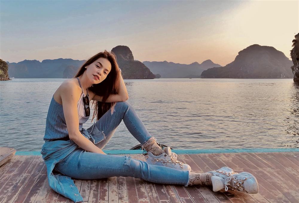 Quách Ngọc Ngoan khen Ngọc Trinh là cô gái xuất sắc nhất của showbiz Việt-2