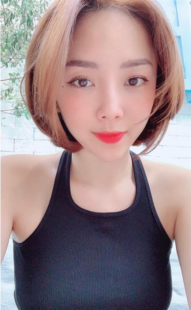 Quách Ngọc Ngoan khen Ngọc Trinh là cô gái xuất sắc nhất của showbiz Việt-14