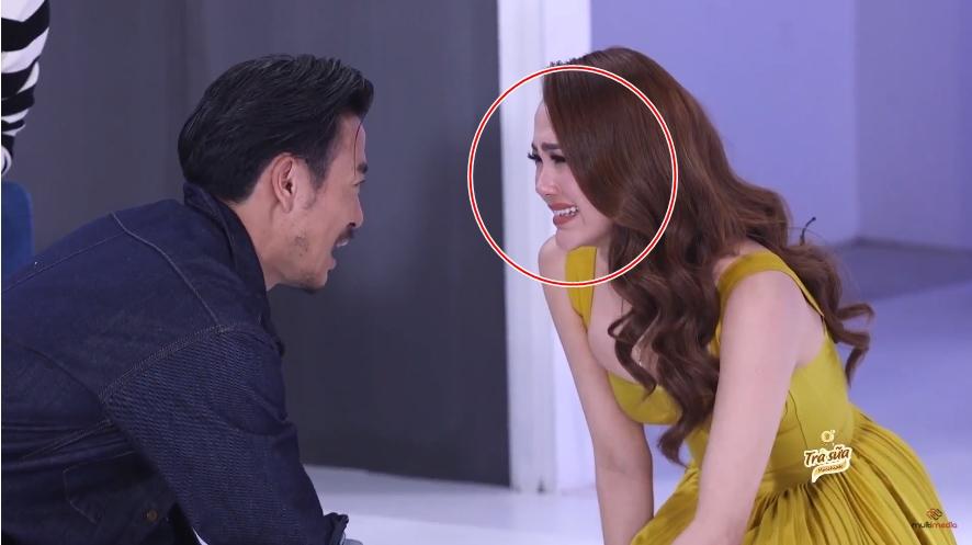 1.001 khoảnh khắc cằm Minh Hằng muốn xuyên thủng vạn vật tại The Face 2018-4