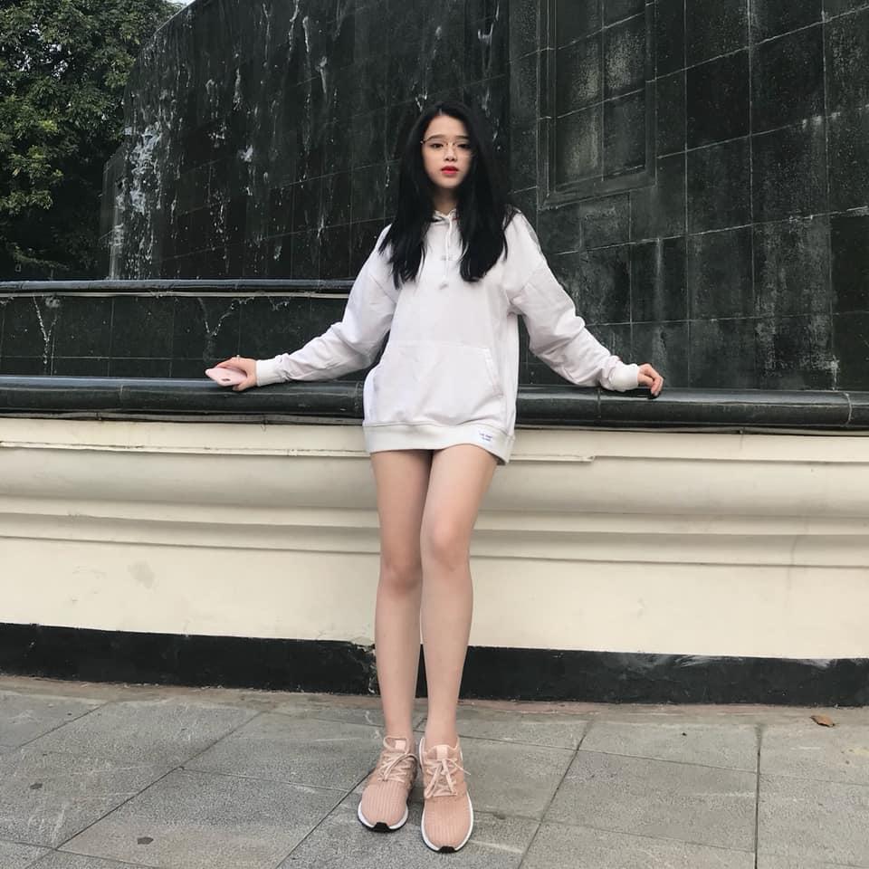 Huyền Baby tê tái lòng với kiểu khen vợ vừa đấm vừa xoa của ông xã doanh nhân-7