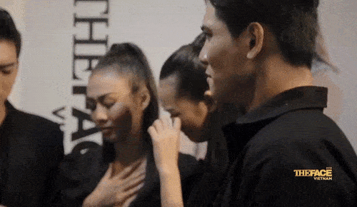 Chê Minh Hằng rồi đập bàn đáp trả Thanh Hằng, một mình Võ Hoàng Yến cân toàn bộ drama The Face 2018-9