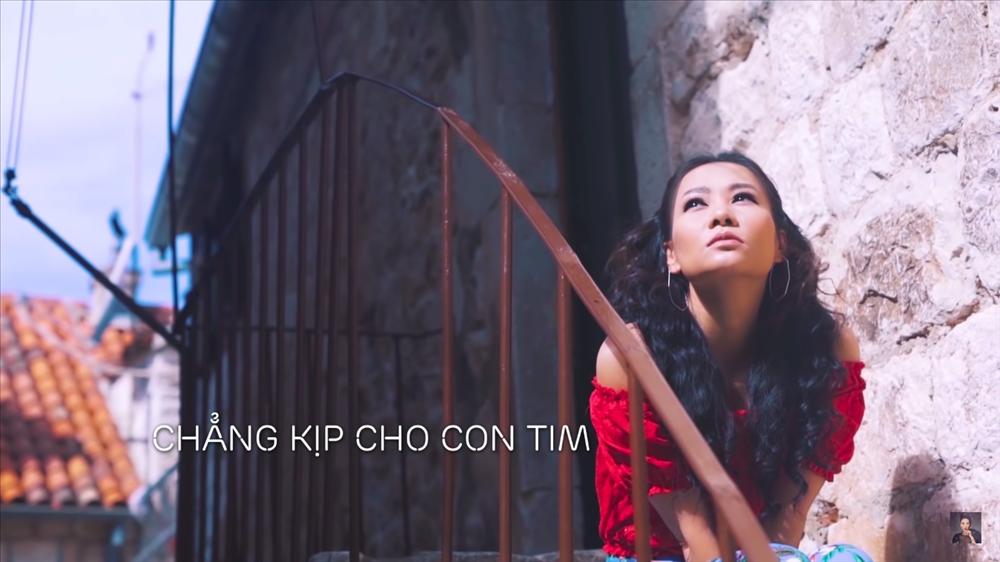 Thu Minh đích thị là đại gia Vpop khi chi bộn tiền làm clip chỉ để... hát karaoke-6