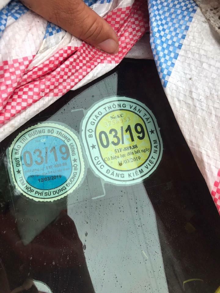 Ngựa chiến Ferrari 16 tỷ đồng của Tuấn Hưng bị nghi tai nạn thảm khốc trên quốc lộ Việt Trì - Phú Thọ-3